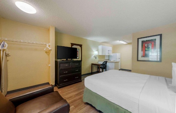 Extended Stay America Suites - Fort Lauderdale - Cypress Creek - Andrews Ave. image 10