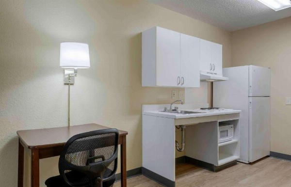 Extended Stay America Suites - Fort Lauderdale - Cypress Creek - Andrews Ave. image 14